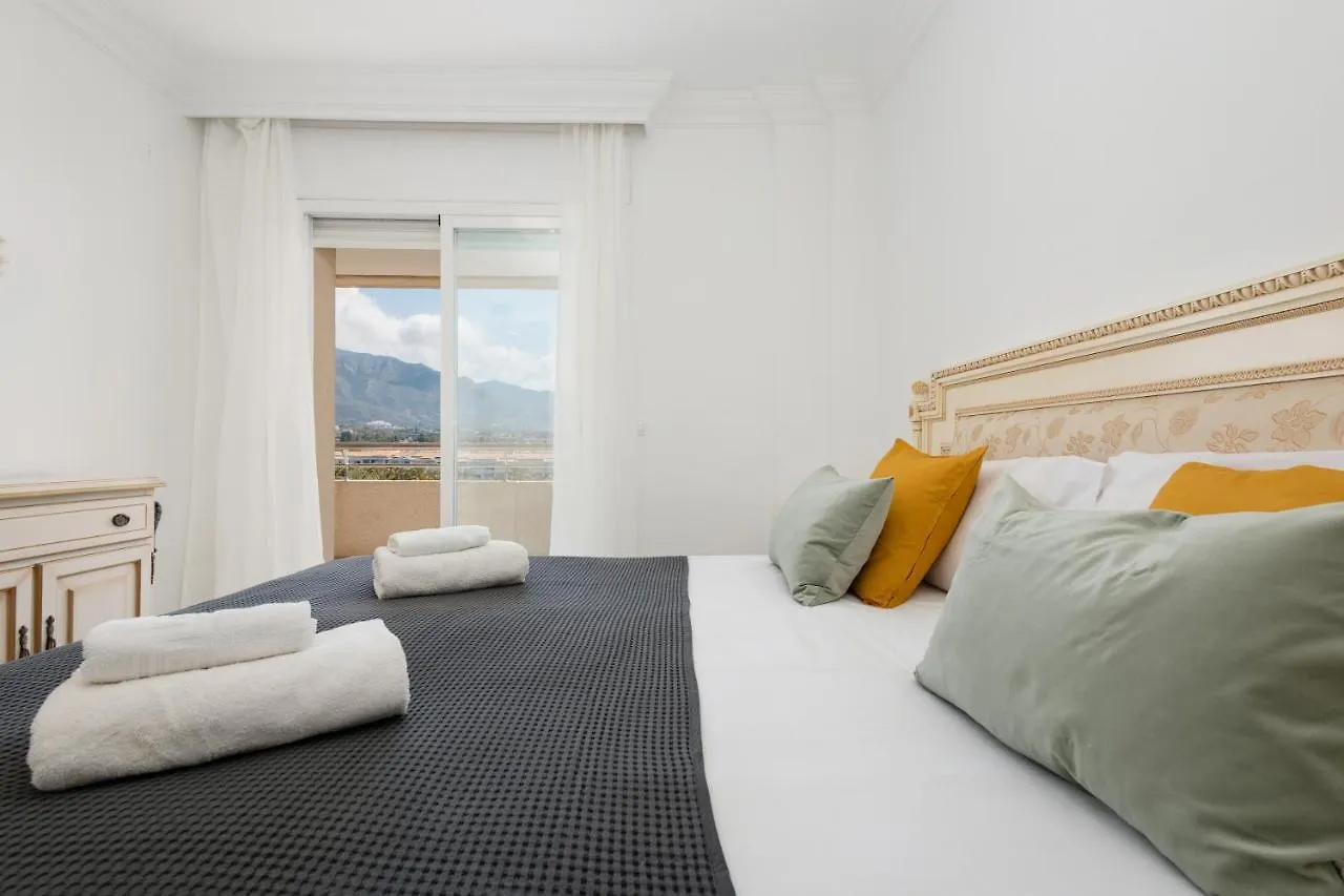 Sea View Apartment In The Center Of Puerto Banus And Private Parking Marbella