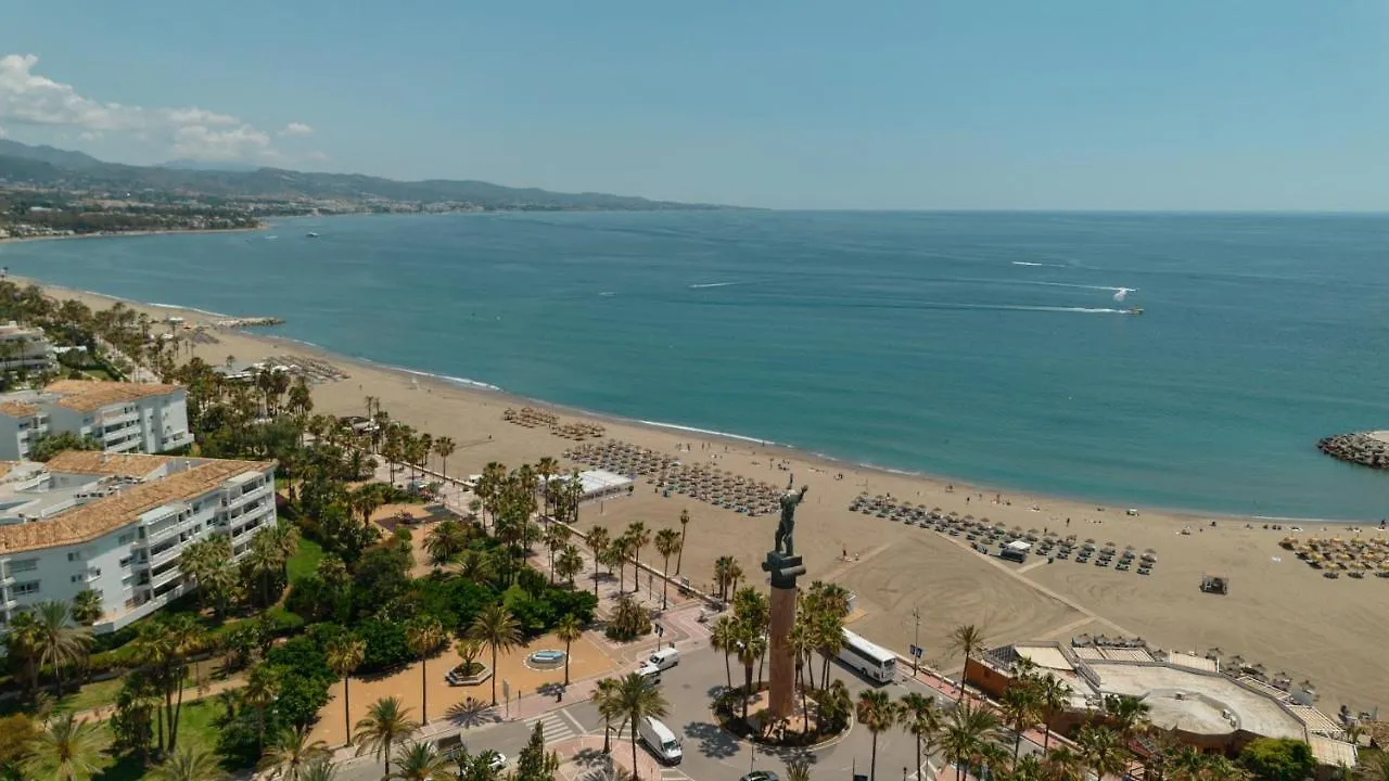 Sea View Apartment In The Center Of Puerto Banus And Private Parking Marbella
